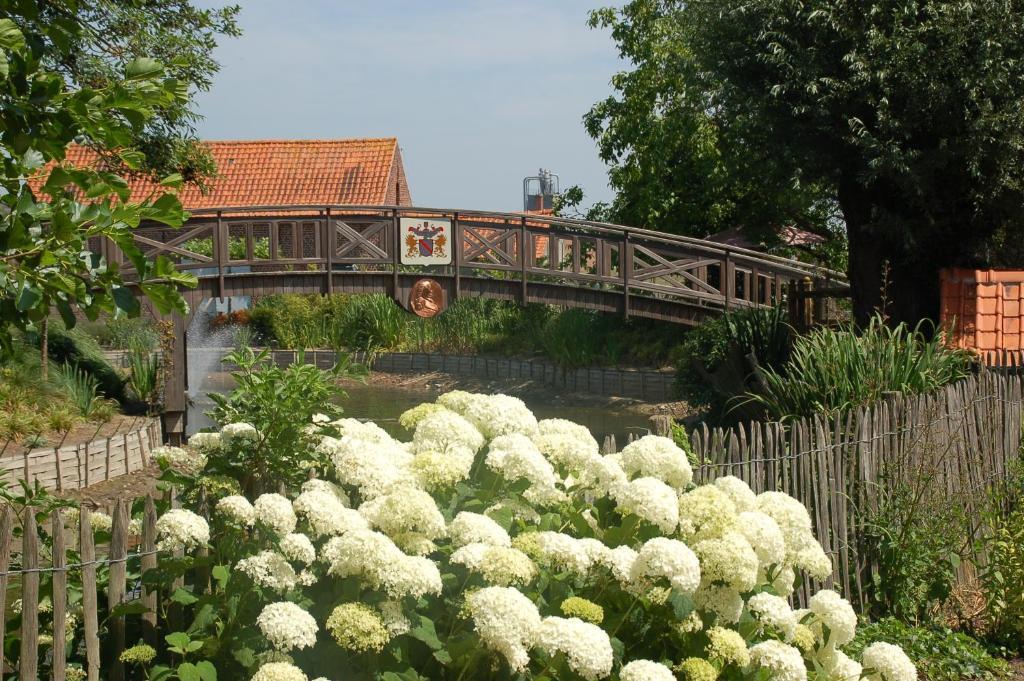 B&B De Rentmeesterhoeve Reningelst 외부 사진